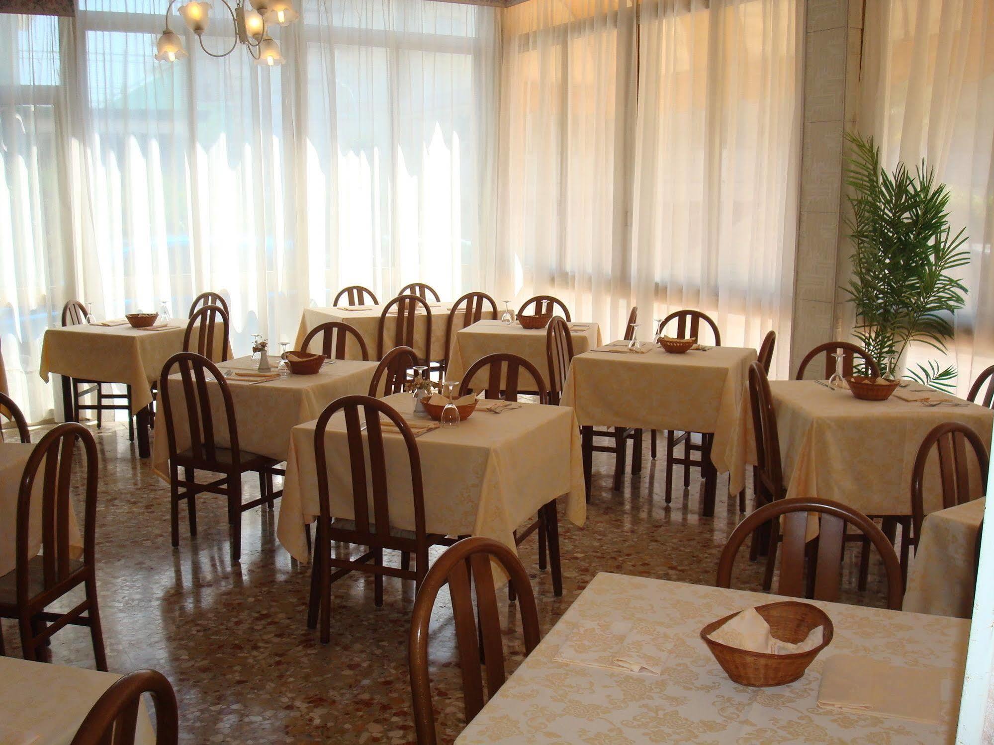 Hotel Marlisa Pier Lido di Jesolo Exterior foto